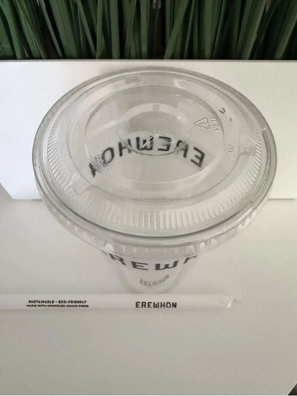 EREWHON MARKET- ICONIC 12 OZ SMOOTHIE CUP LID STRAW NEW